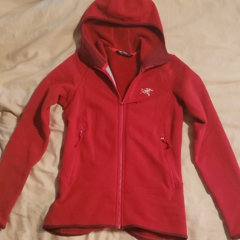 ARC’TERX Red Zip Jacket EUC